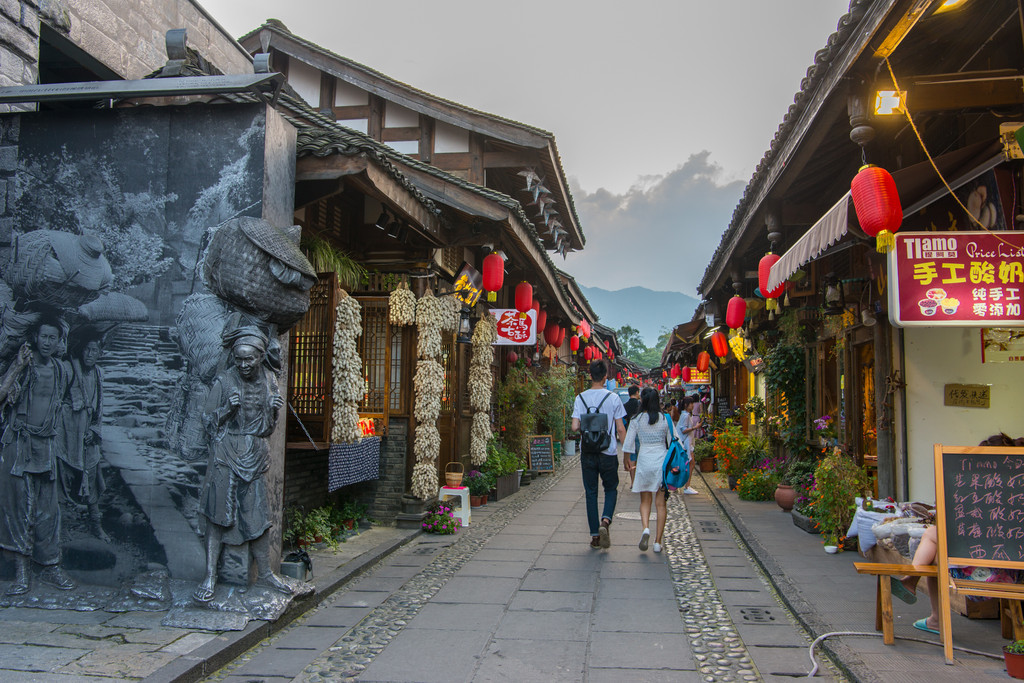 拜水都江堰,成都周边必去的地方之一(都江堰二日游)