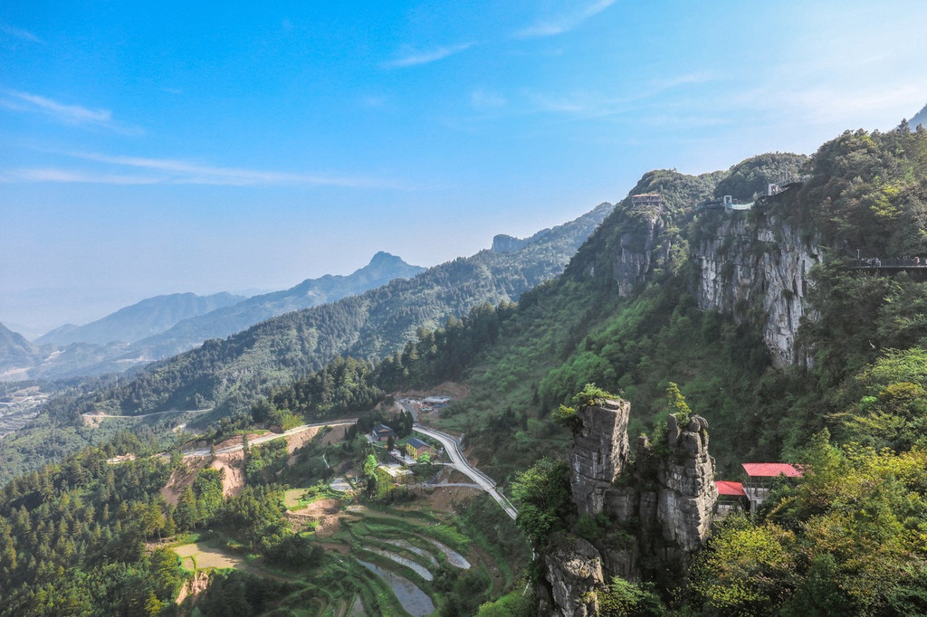 重庆旅游 重庆景点 景点攻略 > 重庆万盛奥陶纪玻璃栈道有什么好玩的