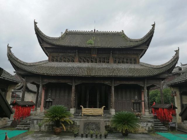 四,乾州古城         民间有云:"乾州的城,凤凰的兵".