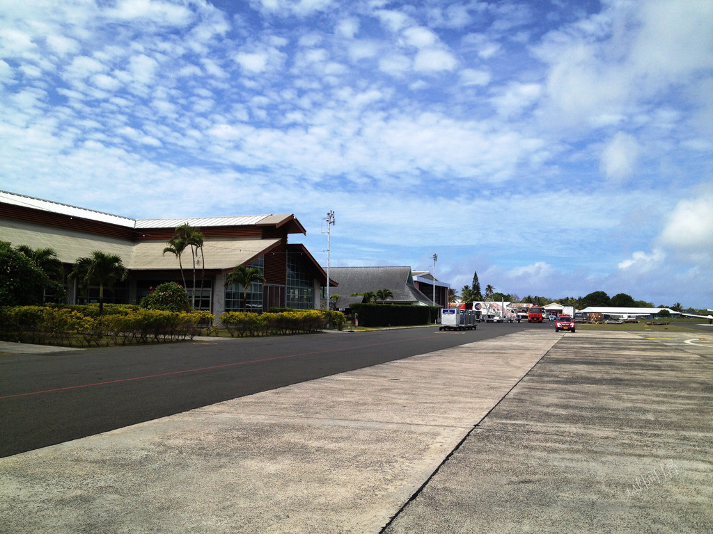 到机场,搭乘8:50起飞的新西兰航空nz46航班飞向拉罗汤加(rarotonga)
