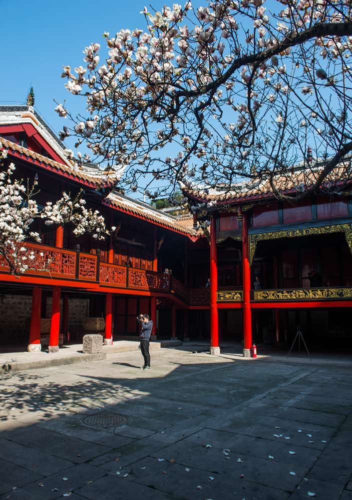 川南建筑艺术瑰宝—叙永县春秋祠