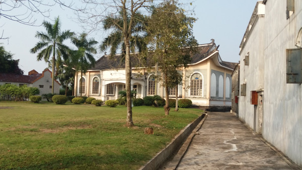 集传统园林,岭南水乡和西方建筑风格于一体的私家图片