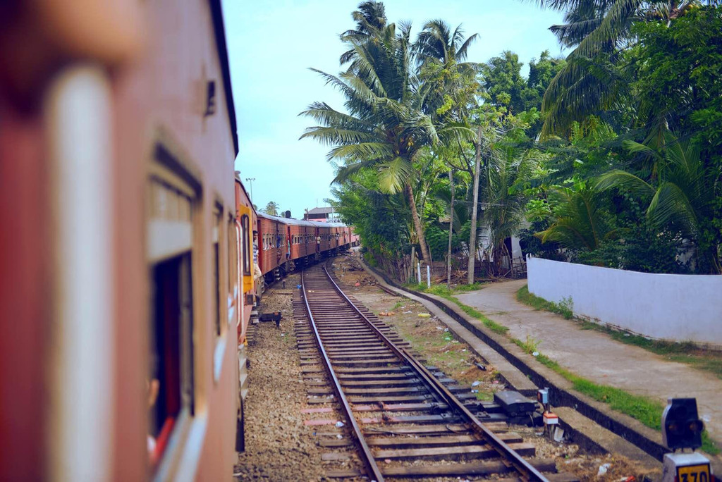 斯里兰卡海上火车图片