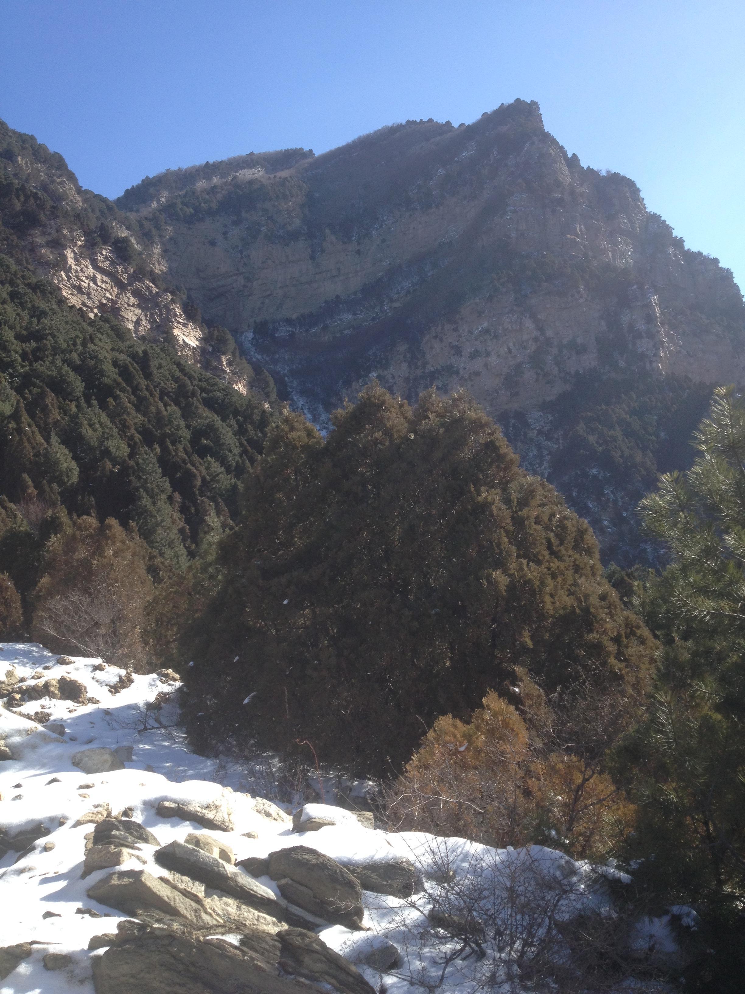 山西灵石三清寨踏雪