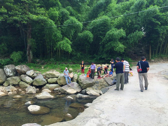 荧火虫飞舞之地——浙江省安吉县报福镇深溪谷漂流,龙王山自然保护区