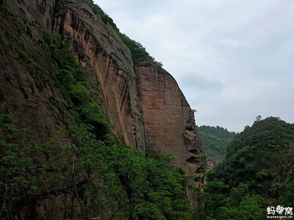 福建泰宁三日丹霞山水游(寨下大峡谷-大金湖-甘露寺-上清溪-泰宁古城)