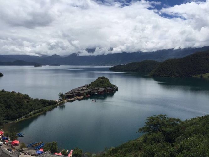 从泸沽湖徒步,搭车稻城亚丁,康定,泸定,海螺沟