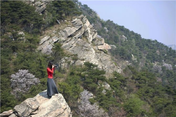 20年4月 沂蒙山:春日踏春观奇峰,老区拜老品乡情