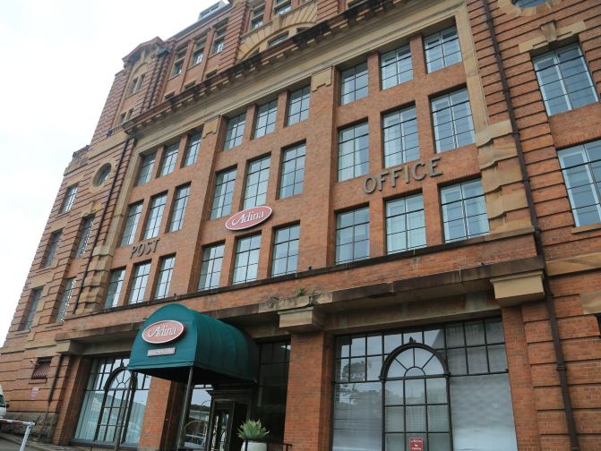 澳洲-墨尔本、艾尔斯岩、悉尼、堪培拉21日自