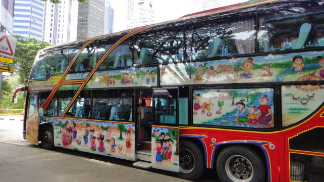 贫困生人均年收入_纽约人均年收入(2)