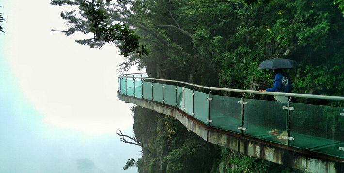 2日1晚跟团游·十渡风景区,誓言玻璃栈道特色一日
