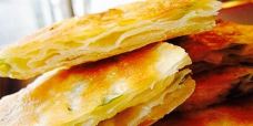 炸蛋葱油饼