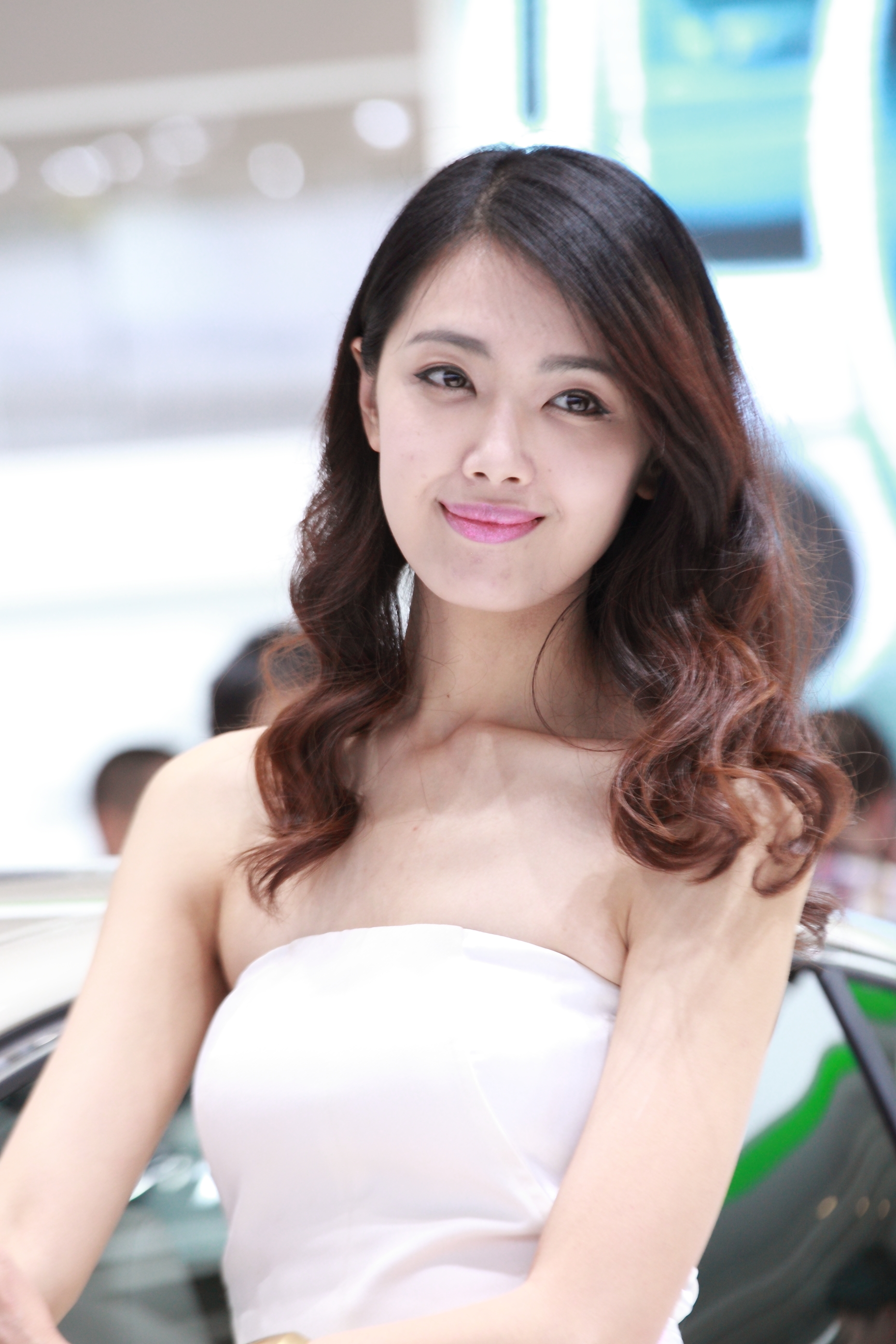 2013年上海国际车展之中国模特篇(美女,帅哥都有,男女小伙伴都有福利)