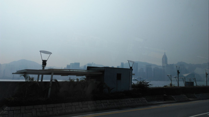 你说是我们相见恨晚之大学与邓紫棋的吻(2) - 香