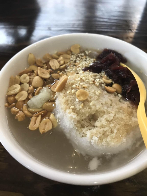                  锅巴稀饭的成品