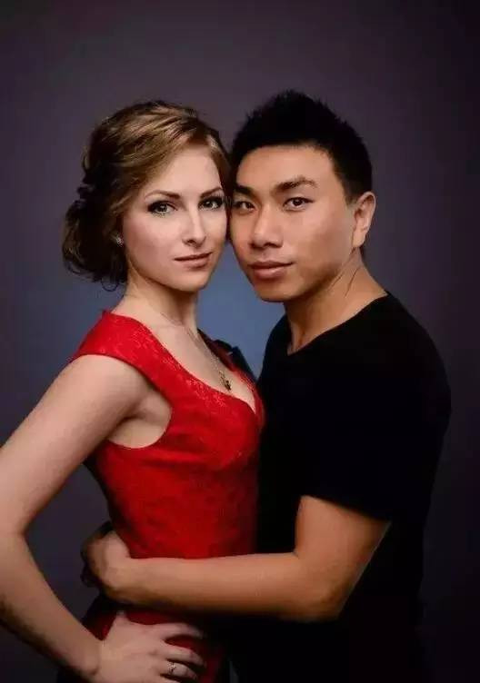 陈羽凡晒的旅行照,玄机在哪里?