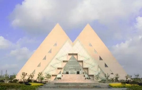 上海高校什么专业最赚钱?2015上海各高校专业