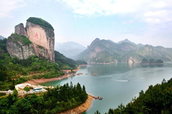 放假去哪玩?哪里好玩?和驴友感受江西广丰县的穷游吧