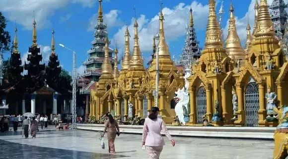 泰国旅游攻略曼谷路线 CghzfFTZZdKAUz5LAAFtJ0m6AjU634_R_580_320.jpg