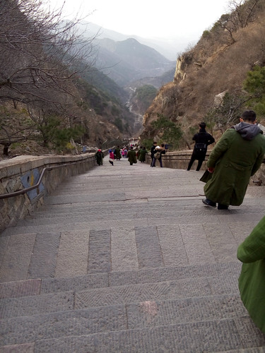 泰山全程景点 CghzgVUTPLOAErJbAA_oTBsOiKA212_R_10000_500_Q90.jpg