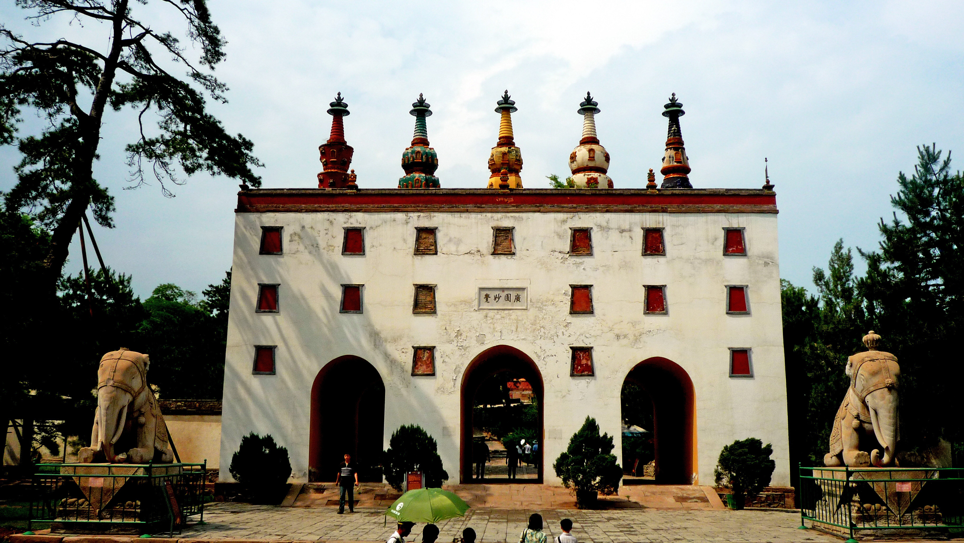 承德避暑山庄 普宁寺/普陀宗乘之庙 磬锤峰二日游【塞外江南感受帝王