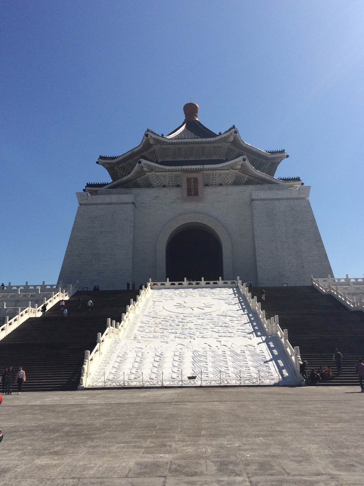 中正纪念堂外观. 中正堂