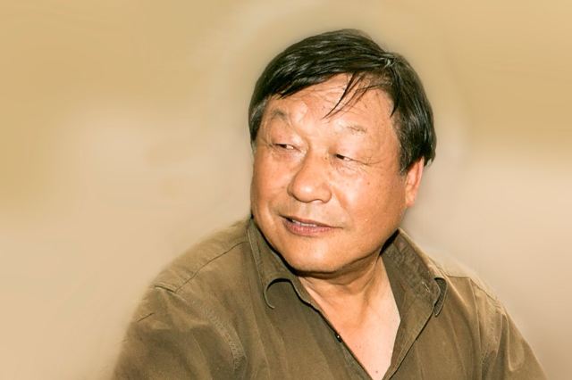 文斌 有点胖 爱旅游  我们几个人