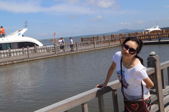 景美人更美 白龙湖