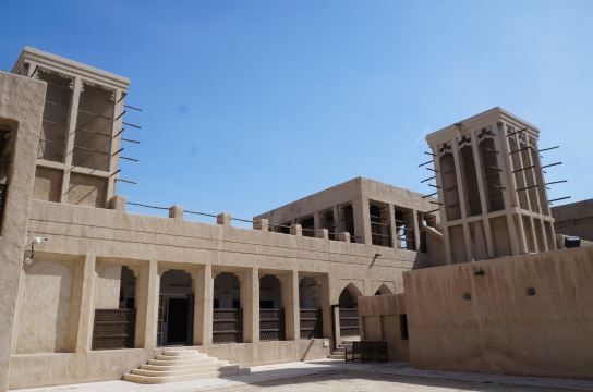 【2015】走进阿联酋之五:迪拜酋长故居和迪拜阿拉伯建筑群