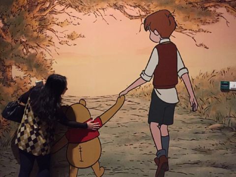 这位姐姐不要欺负小熊熊啦,嘿嘿