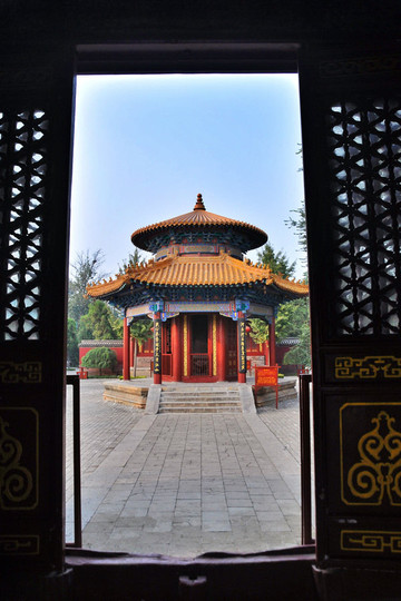 图文:@红粉飞飞521 微信:yhl850221  【嘉应观】  嘉应观,俗名庙宫