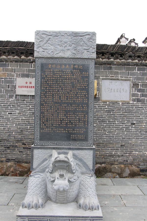 杨勇实地江南体育平台 - 官方正版竞彩APP注册即送88元专业足球篮球投注平台调研江南体育公园项目建设情况