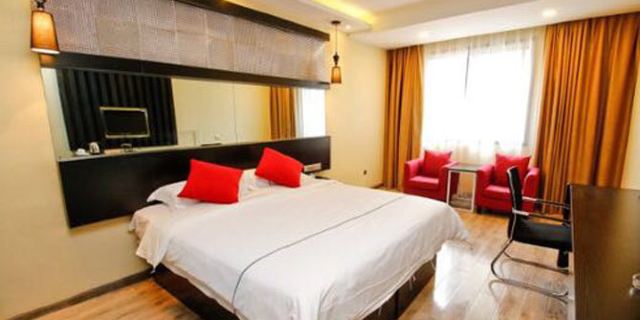 西安文苑臻 品主题酒店1晚+【夏日特价】兵马