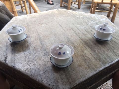 去人民公园的鹤鸣茶座喝茶