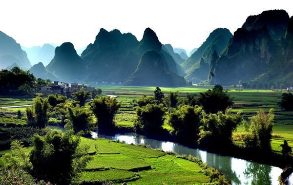 中国长寿之乡巴马的日常景色如何?巴马的民风与景点介绍