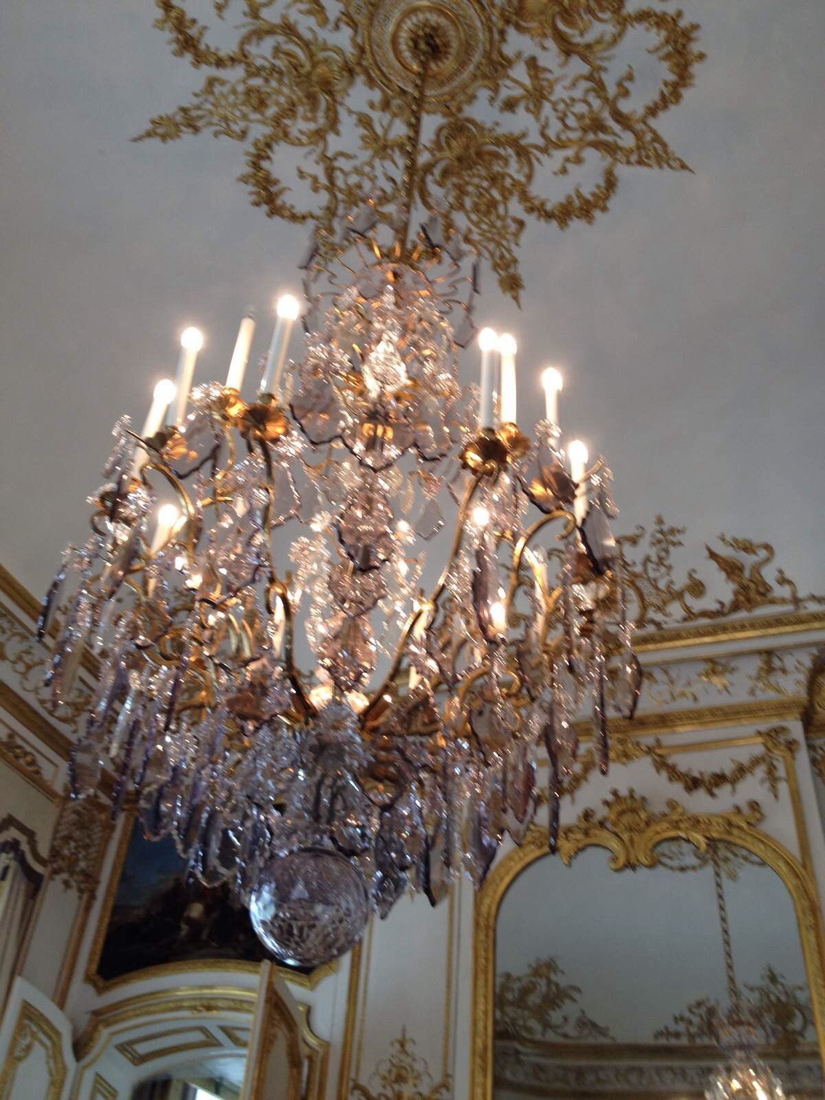 紫水晶大吊灯 尚蒂伊城堡