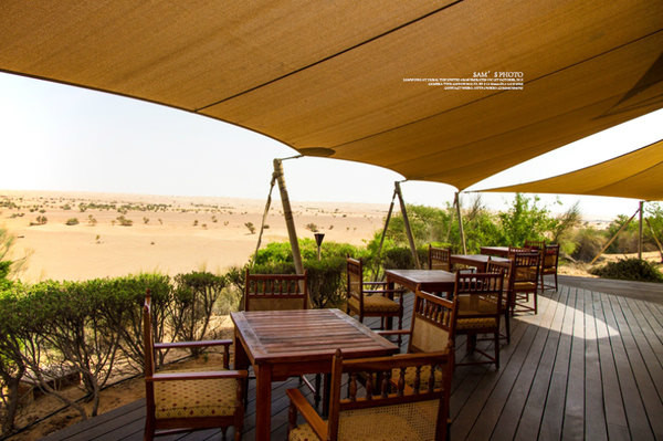 al diwaan  餐厅外观,满满的沙漠风情.