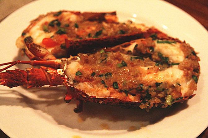 周末的时候,我和老爸老妈去深圳马哥孛罗好日