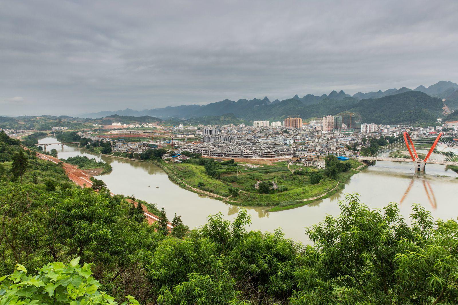 荔波县城全景图片图片