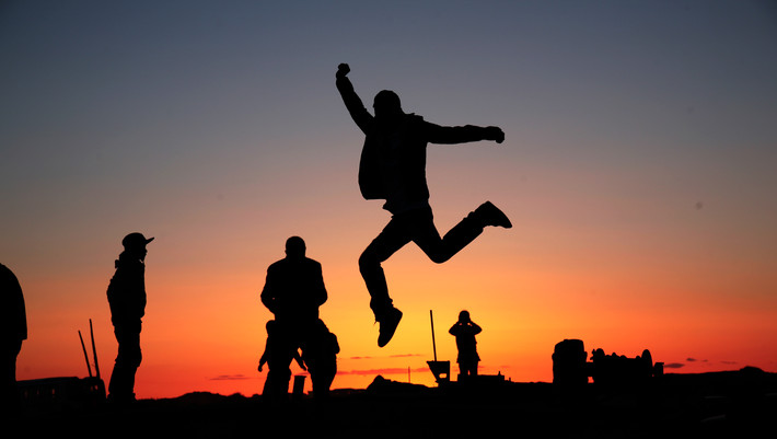 自由的自已 e4d07ce077434b4d9880e4dcce033ac0_R_710_10000_Q90.jpg