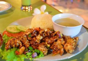 【携程攻略】日惹巴东烩牛肉哪里吃,日惹哪家