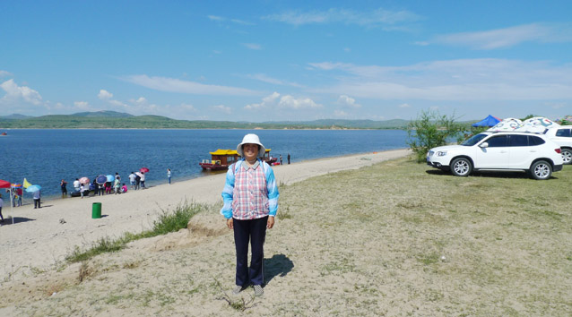 多倫湖避暑釣魚去